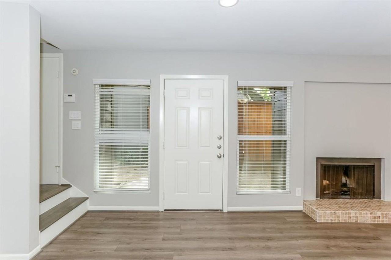 1918 Branard St - Photo 4 of 34