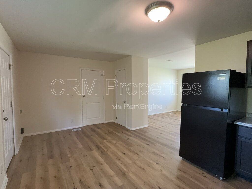 8501 Athens Ct - Photo 6 of 17
