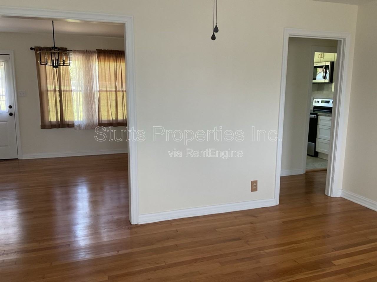 104 Camellia Dr - Photo 4 of 6