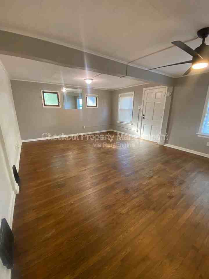 5516 Fairridge Ct - Photo 2 of 12