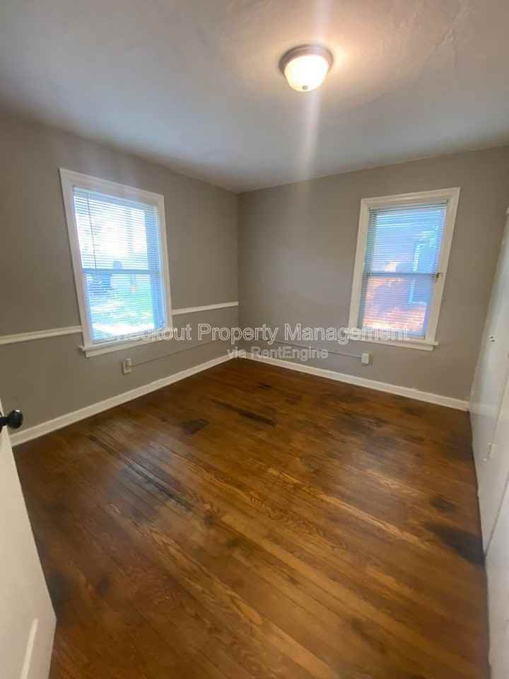 5516 Fairridge Ct - Photo 4 of 12