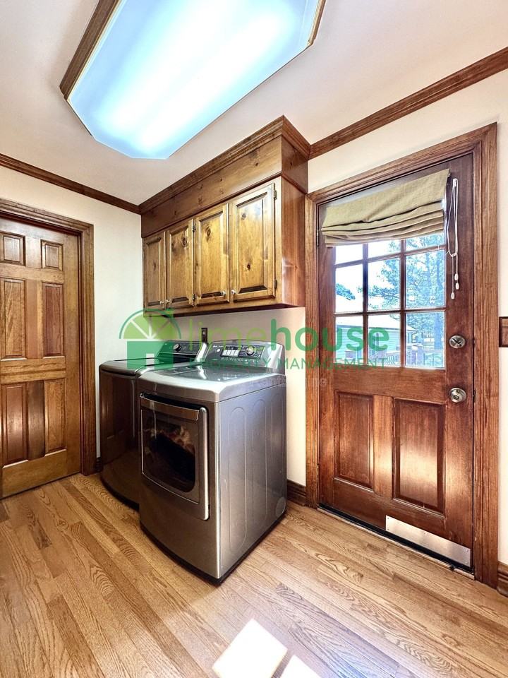 700 Middle Ridge Dr - Photo 7 of 20