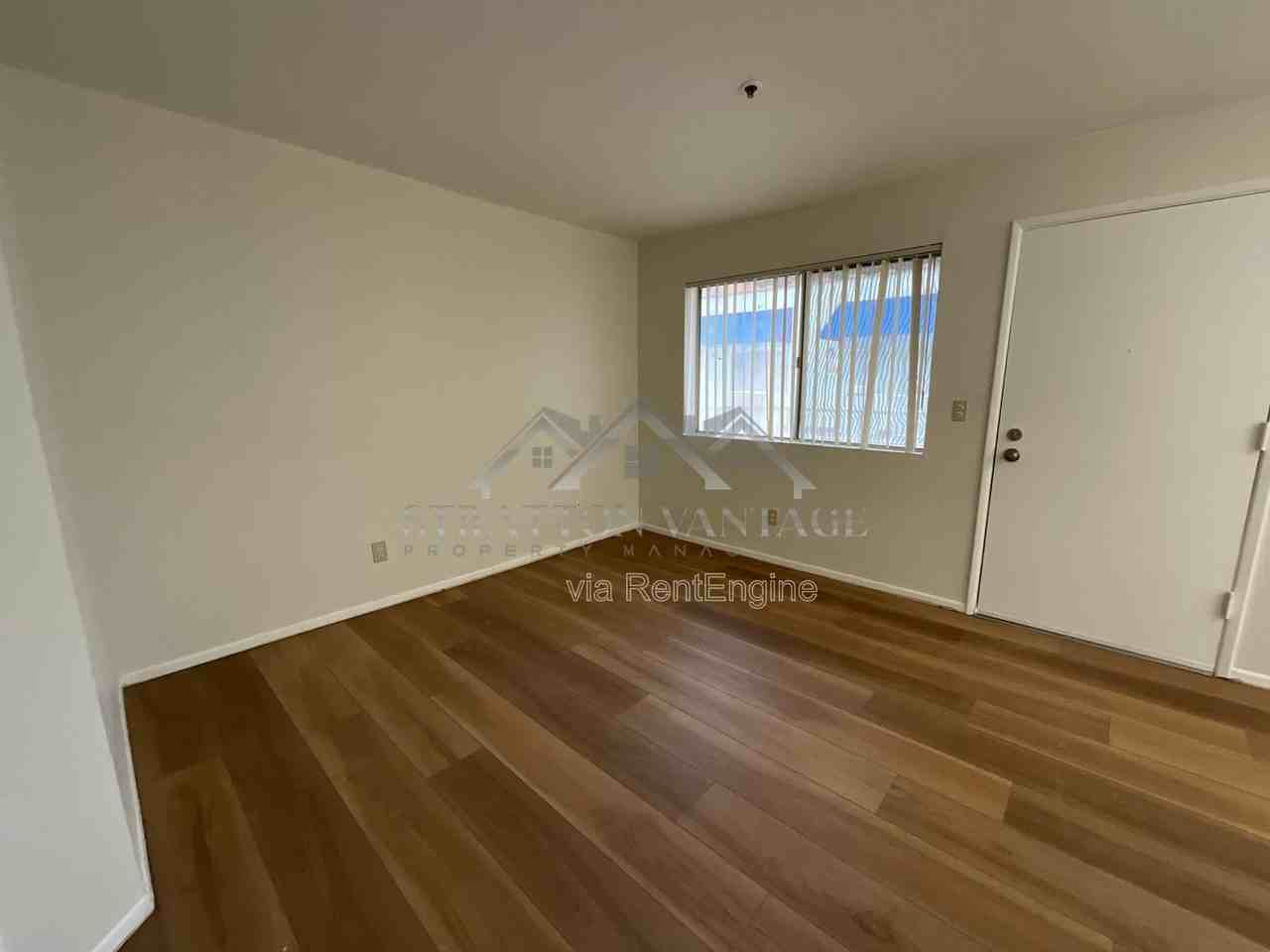 12123 W Bell Rd #313 - Photo 6 of 13