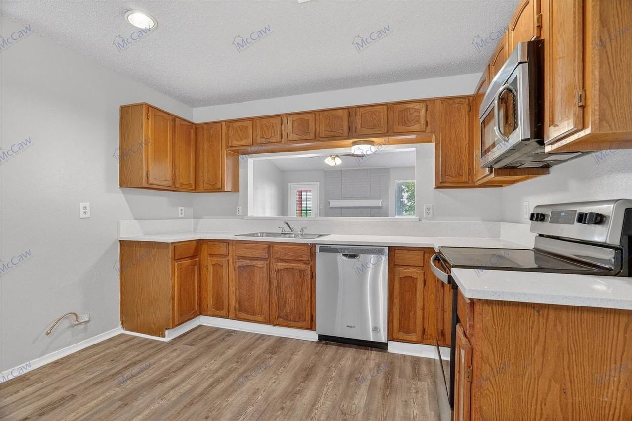 1325 Garden Terrace Dr - Photo 6 of 29