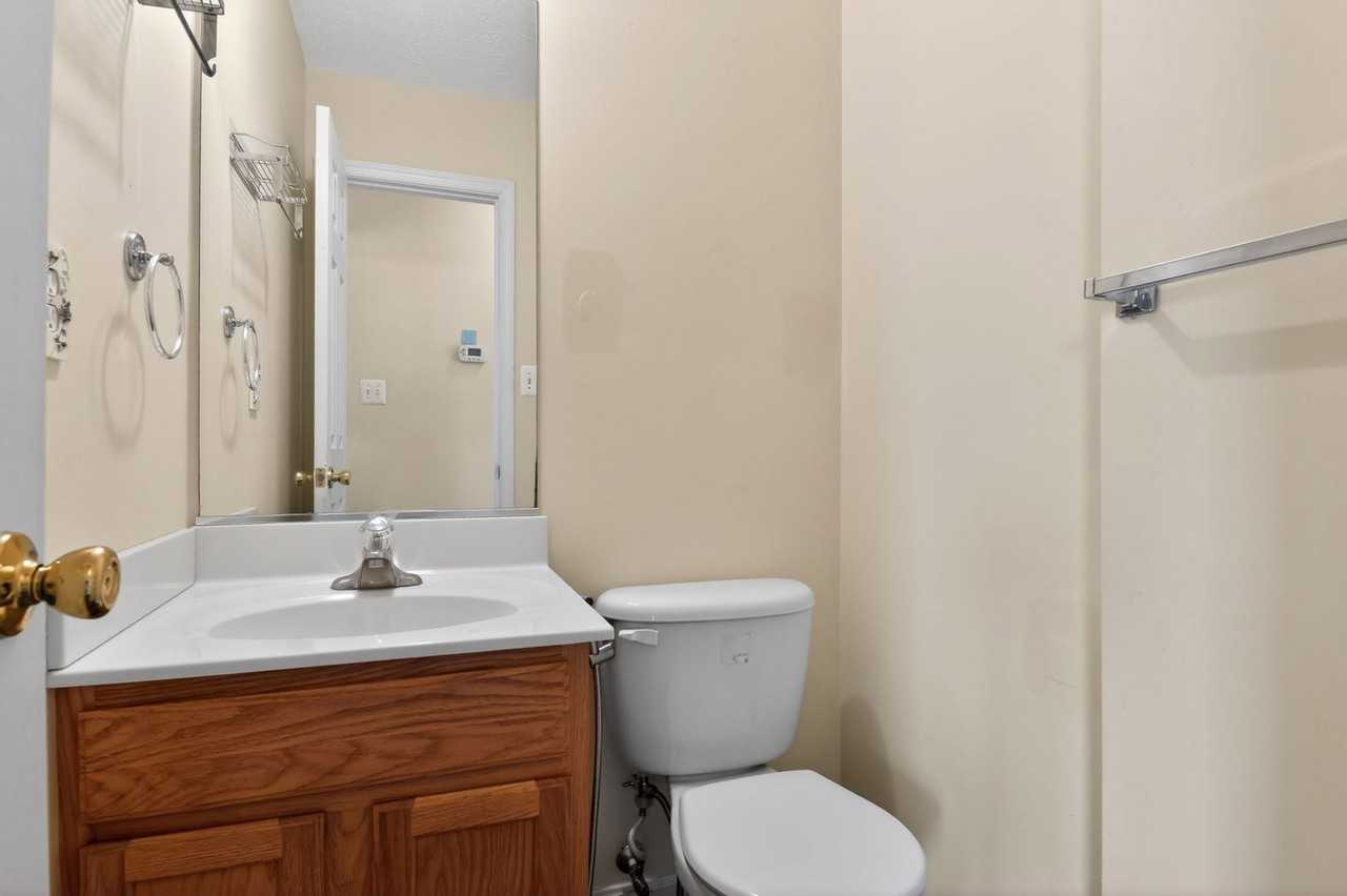 2260 Rolling Meadows St - Photo 5 of 17