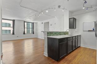 444 17th St #906 - Photo 1 of 1
