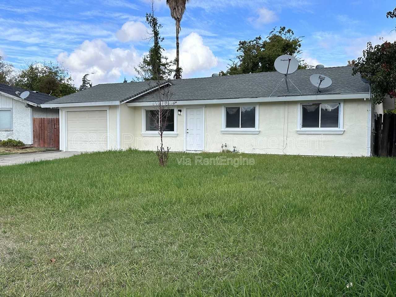 8709 Sangria Ct - Photo 2 of 13