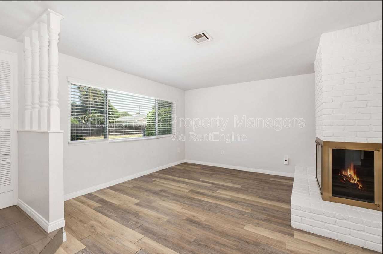 816 Oro St - Photo 6 of 28