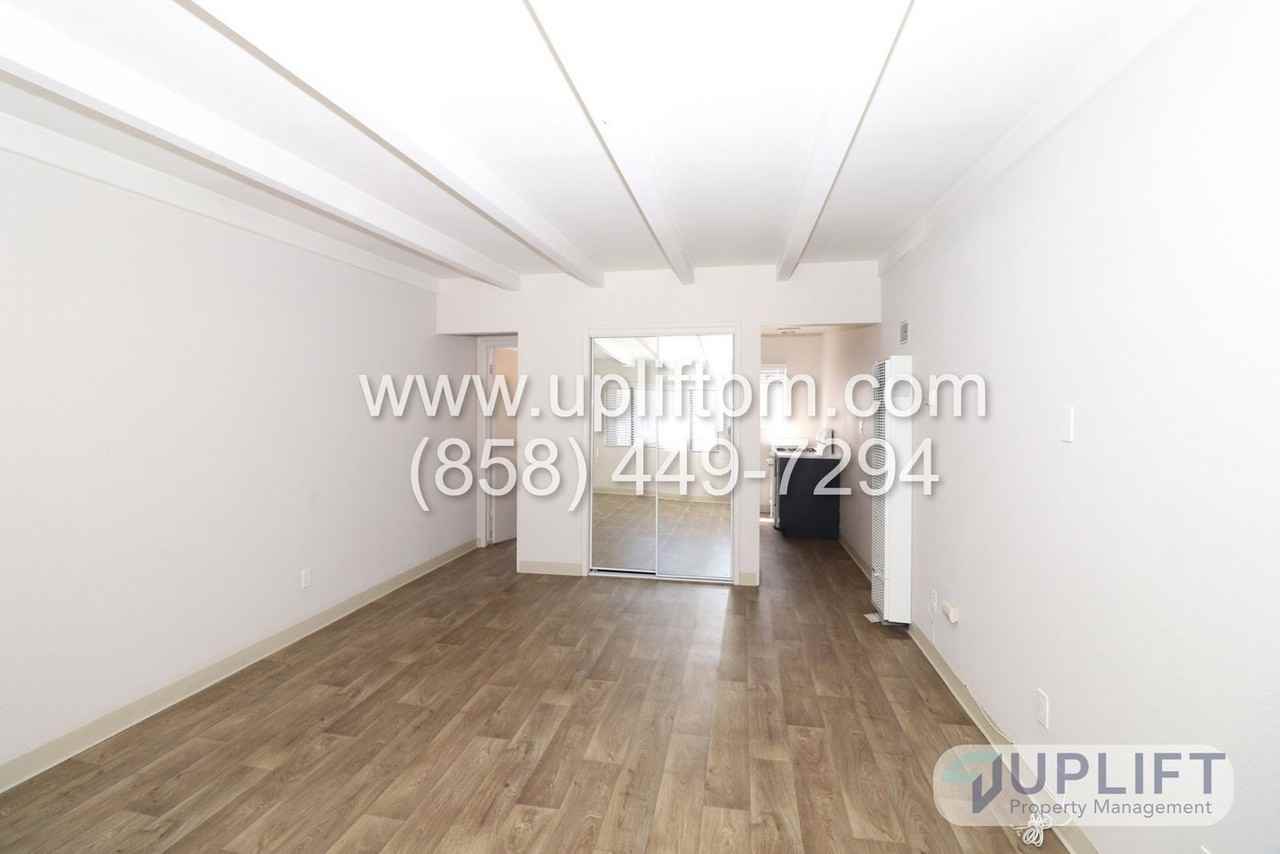 3239 Mission Blvd #11 - Photo 3 of 5