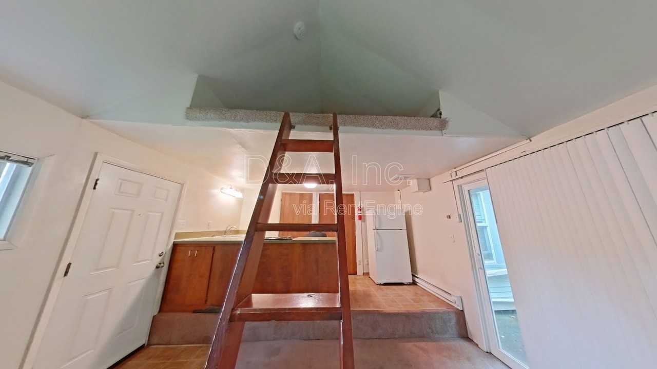 434 Nw 17th St #B - Photo 5 of 13
