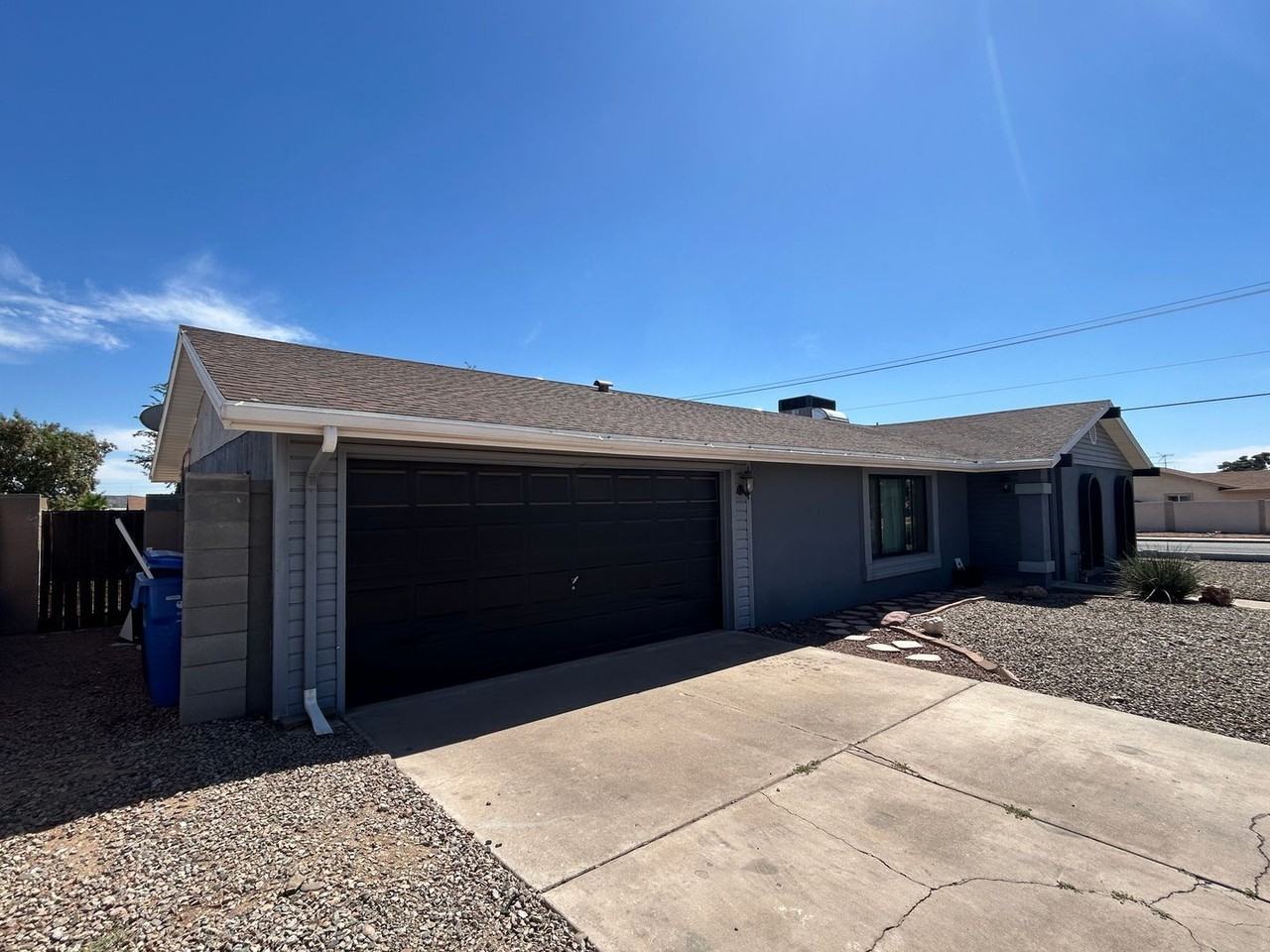 1443 W Morrow Dr - Photo 3 of 26