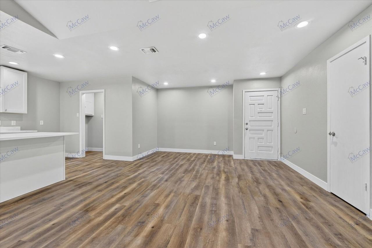 312 Anita Ave - Photo 6 of 23