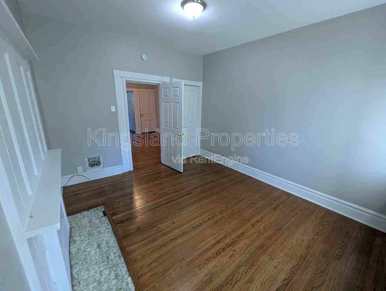 3020 Texas Ave #3020-2F - Photo 2 of 8
