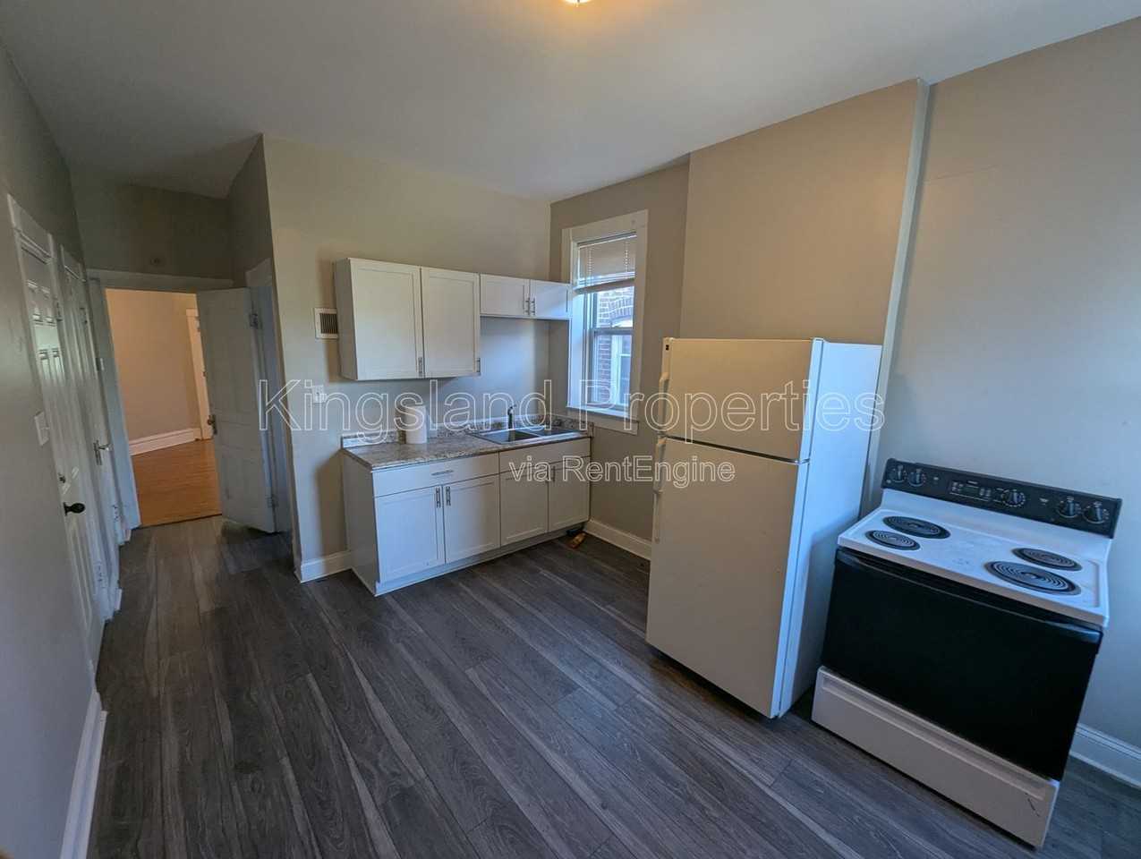 3020 Texas Ave #3020-2F - Photo 4 of 8