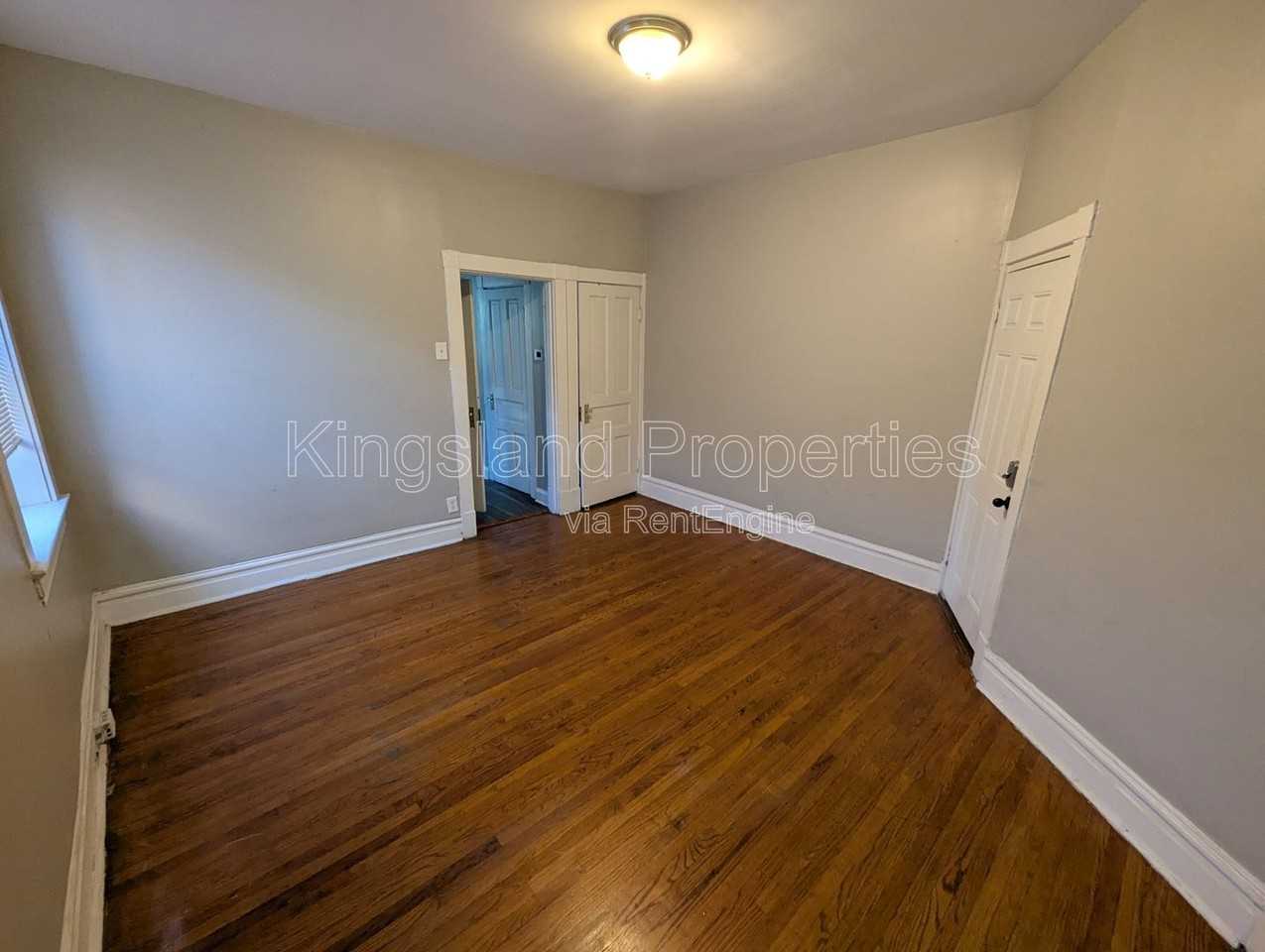 3020 Texas Ave #3020-2F - Photo 6 of 8
