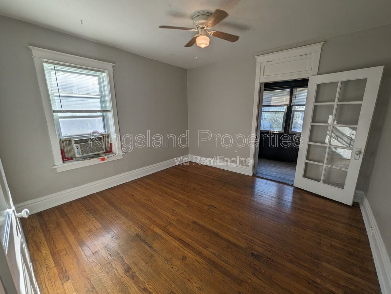5026 Chippewa St #A - Photo 6 of 11