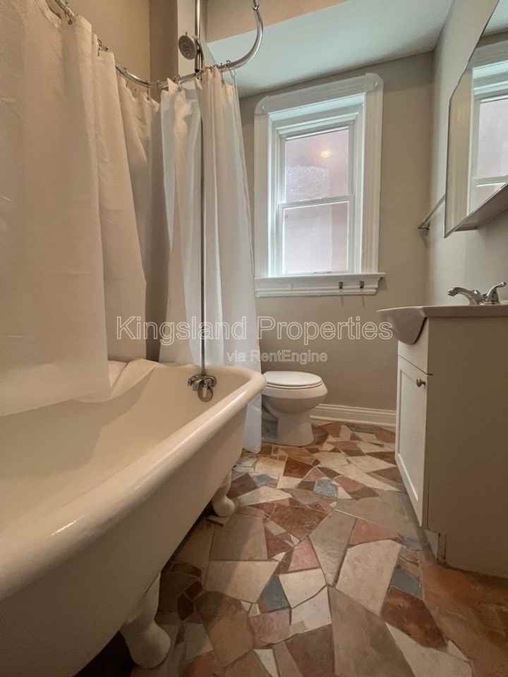 4574 Evans Ave #A - Photo 7 of 9