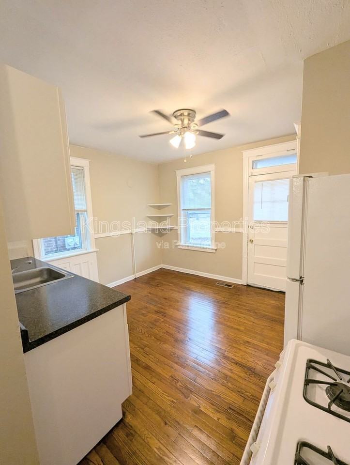 5109 S Broadway - Photo 4 of 16