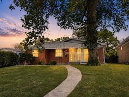 featured image of 1146 Swarthmore Ln