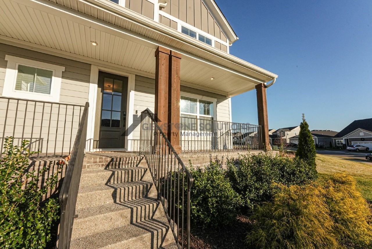 872 Ashton Park Way - Photo 7 of 32