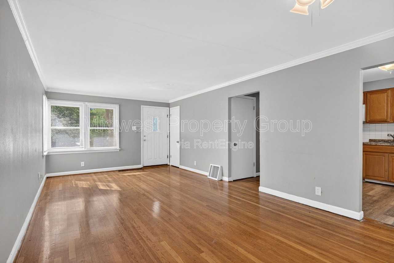 1223 Rapid Dr - Photo 3 of 23