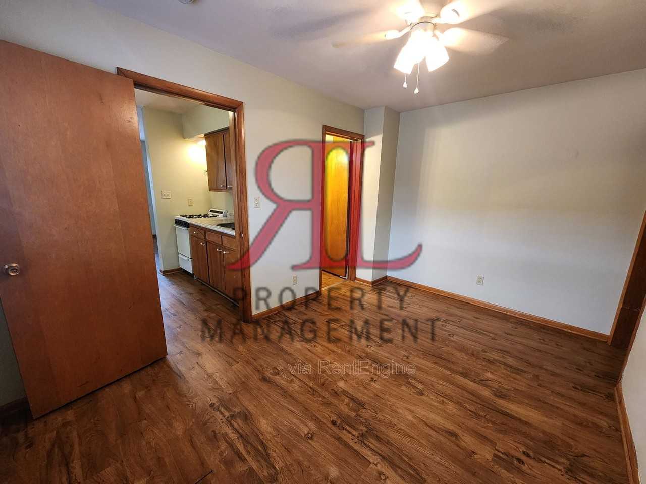 3023 Darfield Pl - Photo 7 of 18