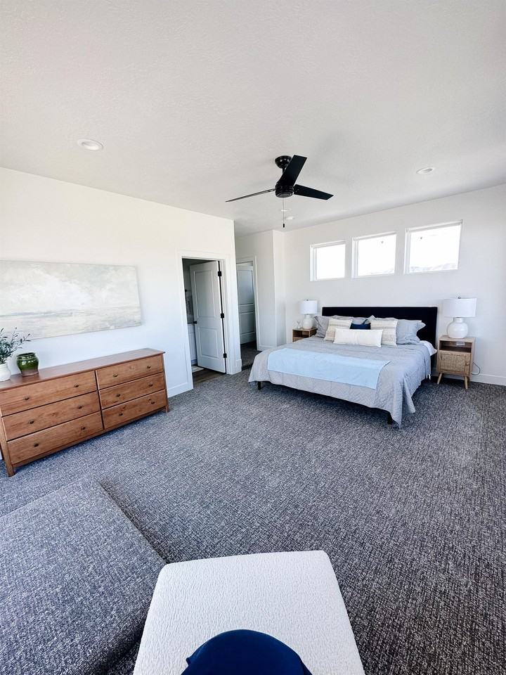 1778 Northwest #17 - Photo 5 of 39