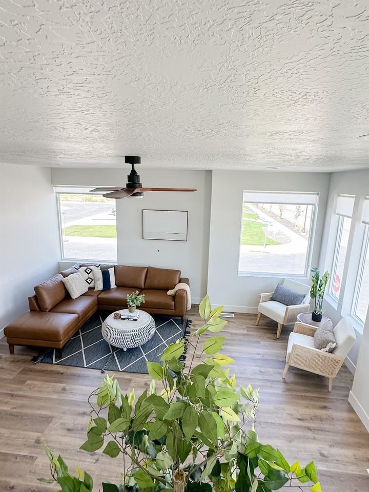 1778 Northwest #17 - Photo 2 of 39