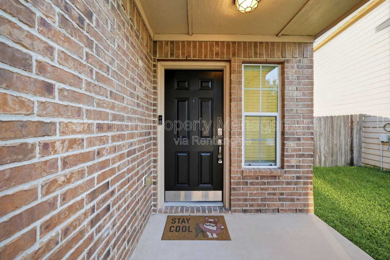 12731 Mystic Water Ln - Photo 4 of 29