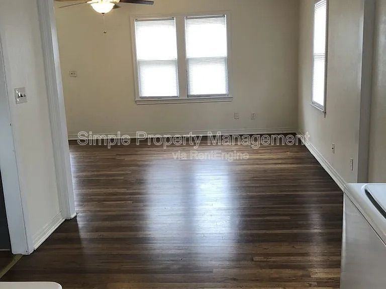 509 W Tonhawa St - Photo 3 of 11