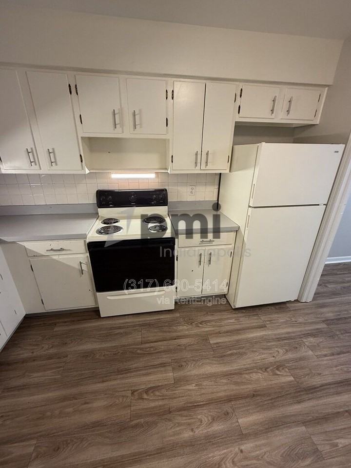 2947 E 47th St #2947C - Photo 5 of 47