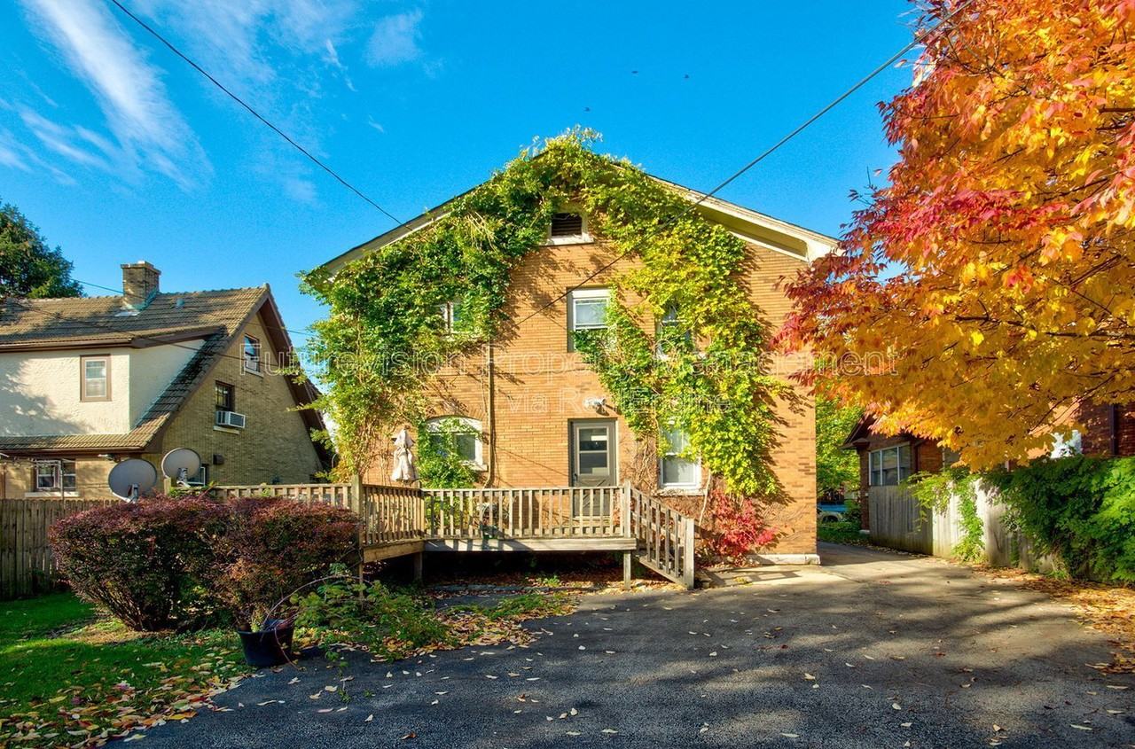 414 Cornelia St #1 - Photo 4 of 4