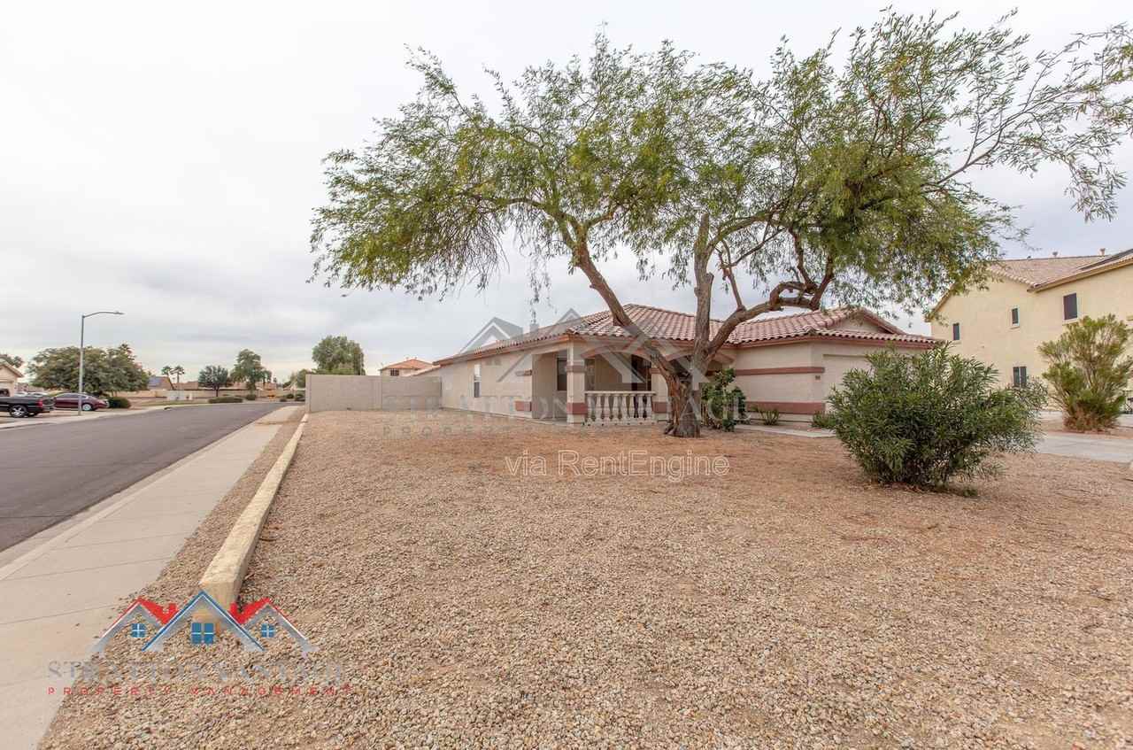 5706 N 74th Dr - Photo 2 of 44
