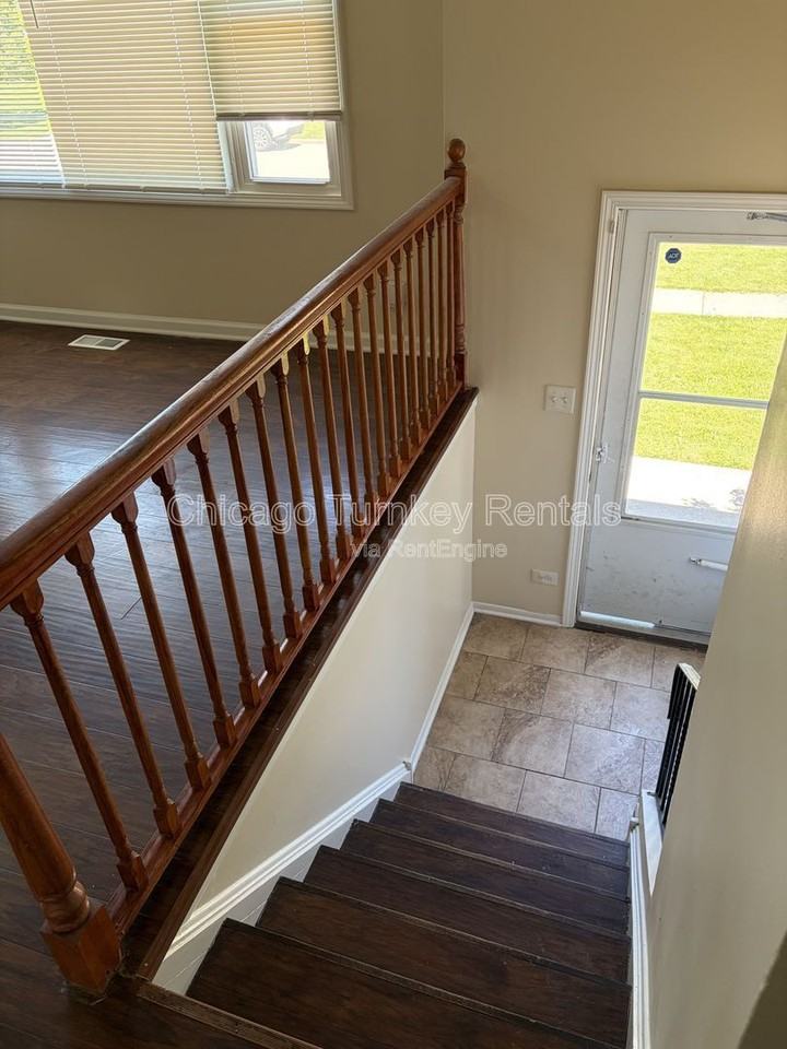 18960 Keeler Ave - Photo 4 of 14
