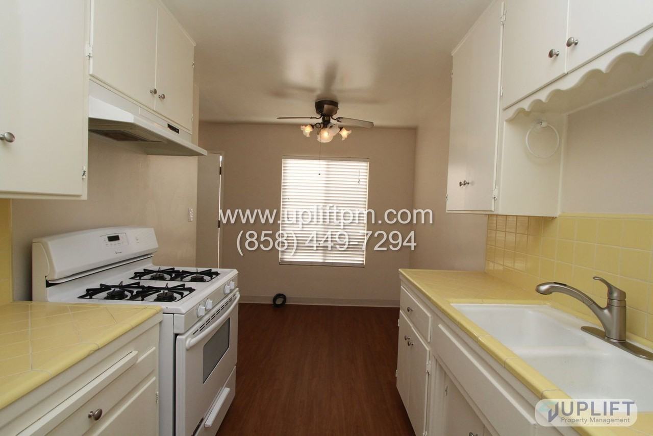 5707 Mildred St #B - Photo 6 of 10