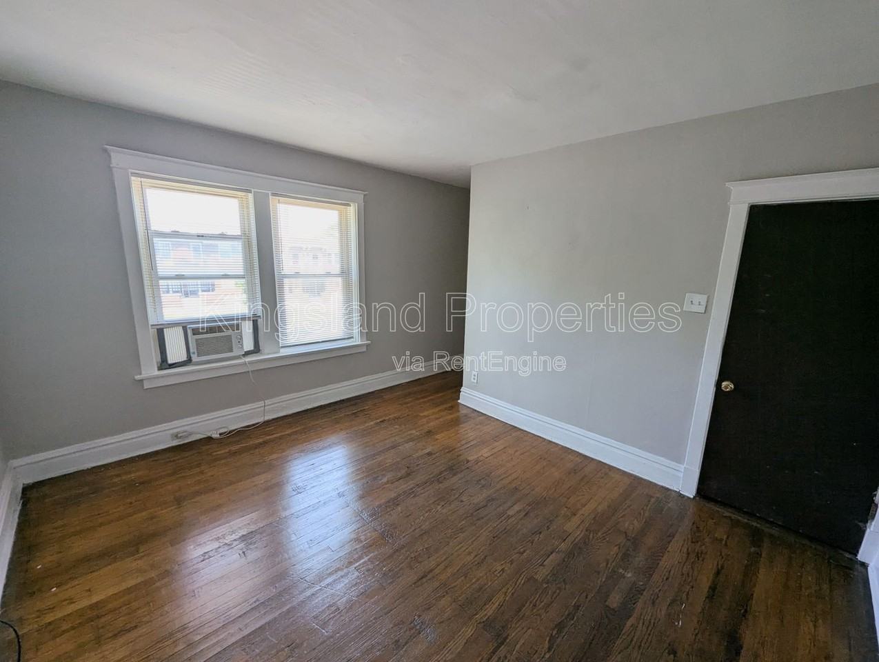 5028 Chippewa St #A - Photo 2 of 10
