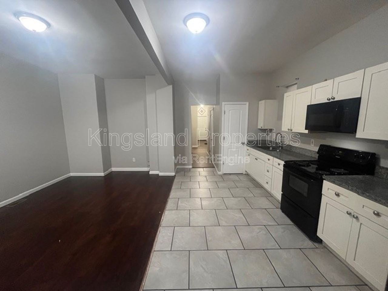 3220 Nebraska Ave #1F - Photo 2 of 10