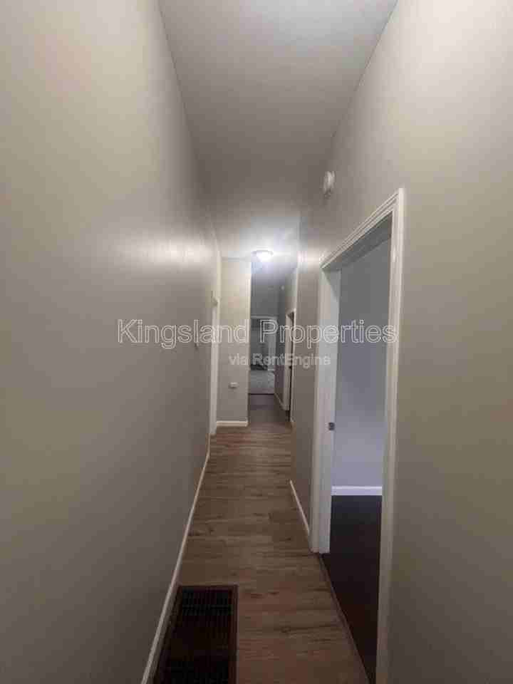 3220 Nebraska Ave #1F - Photo 5 of 10