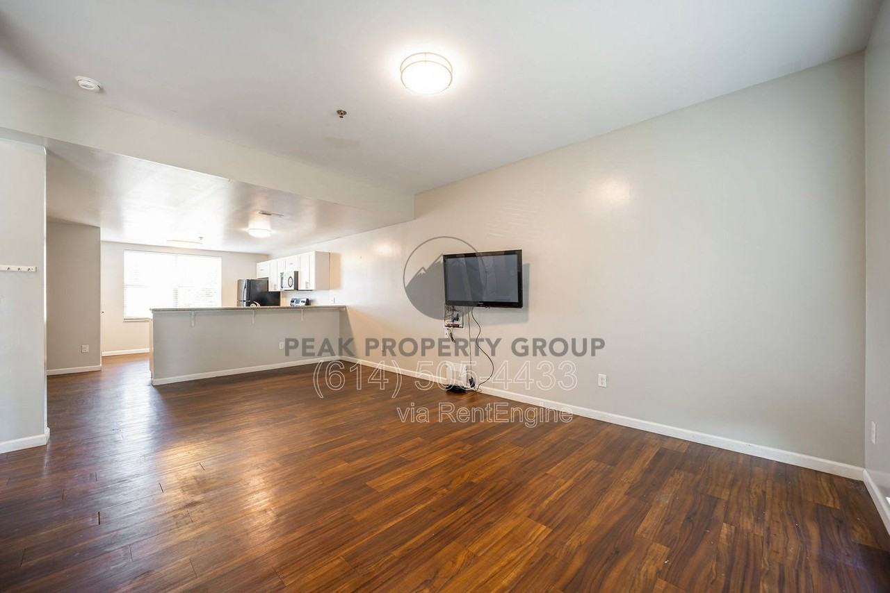 269 E 12th Ave - Photo 4 of 25
