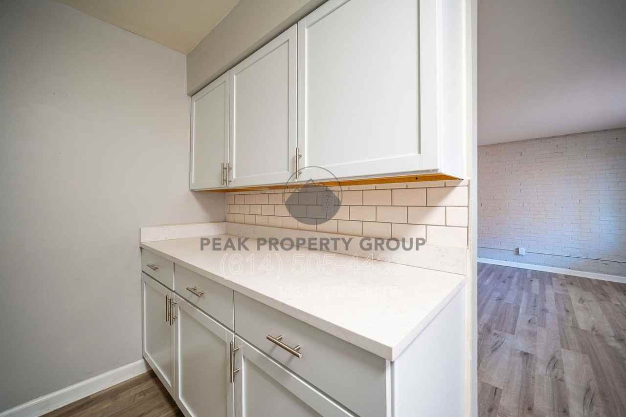 35 Euclid Ave #F - Photo 5 of 9