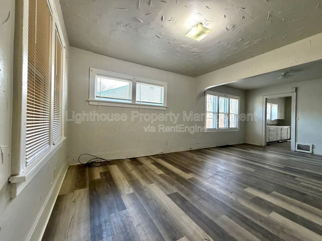 232 E Lincoln Ave - Photo 3 of 18