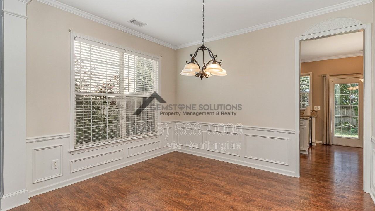 144 Stanwick Dr - Photo 4 of 25