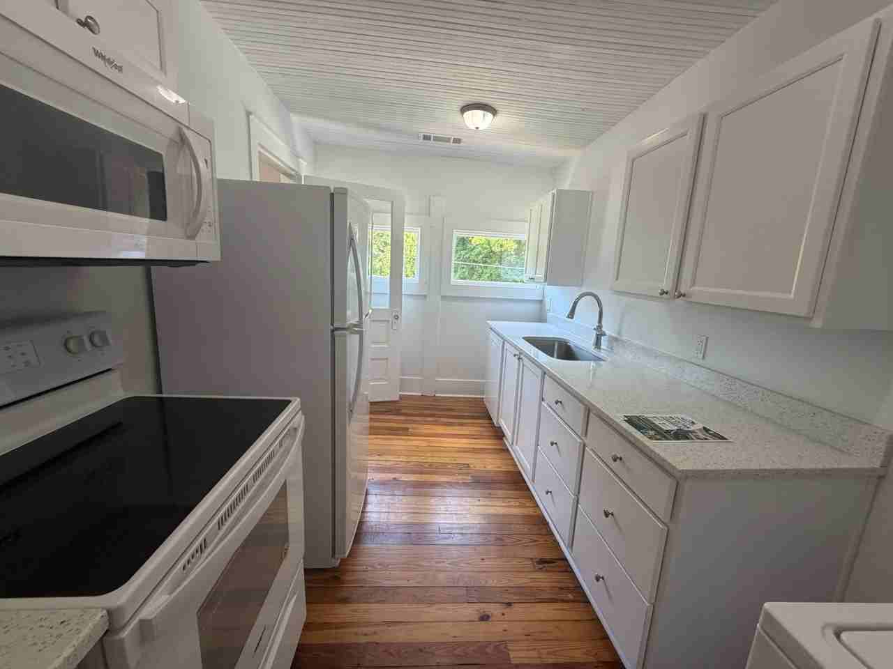 1108 Boulevard #4 - Photo 5 of 16