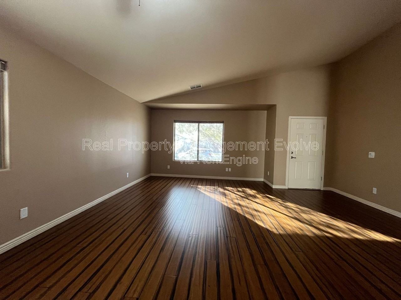 12022 W Morning Dove Dr - Photo 6 of 34