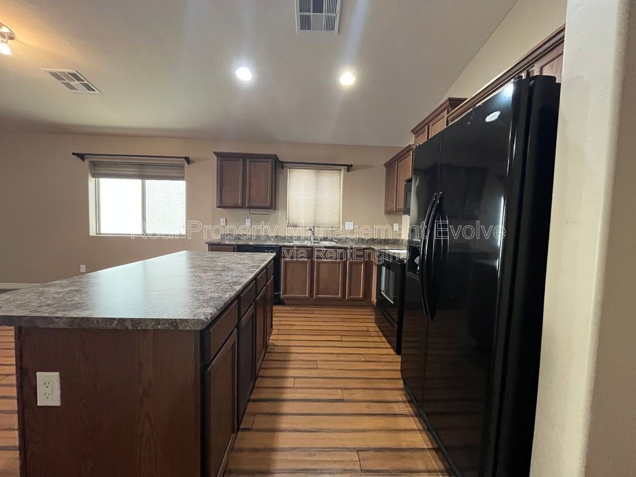 12022 W Morning Dove Dr - Photo 7 of 34