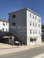 featured image of 174 Ingleside Ave #1