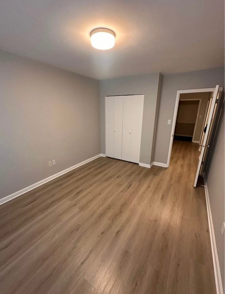 6880 Balmoral Street - Photo 7 of 11