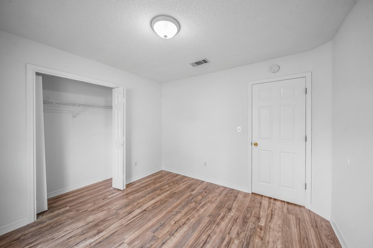 3313 Country Meadow Ln - Photo 3 of 30