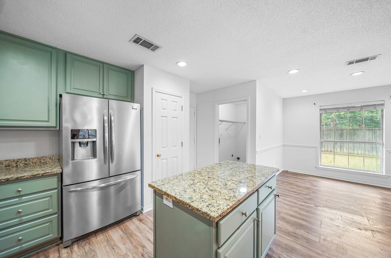 3313 Country Meadow Ln - Photo 6 of 30