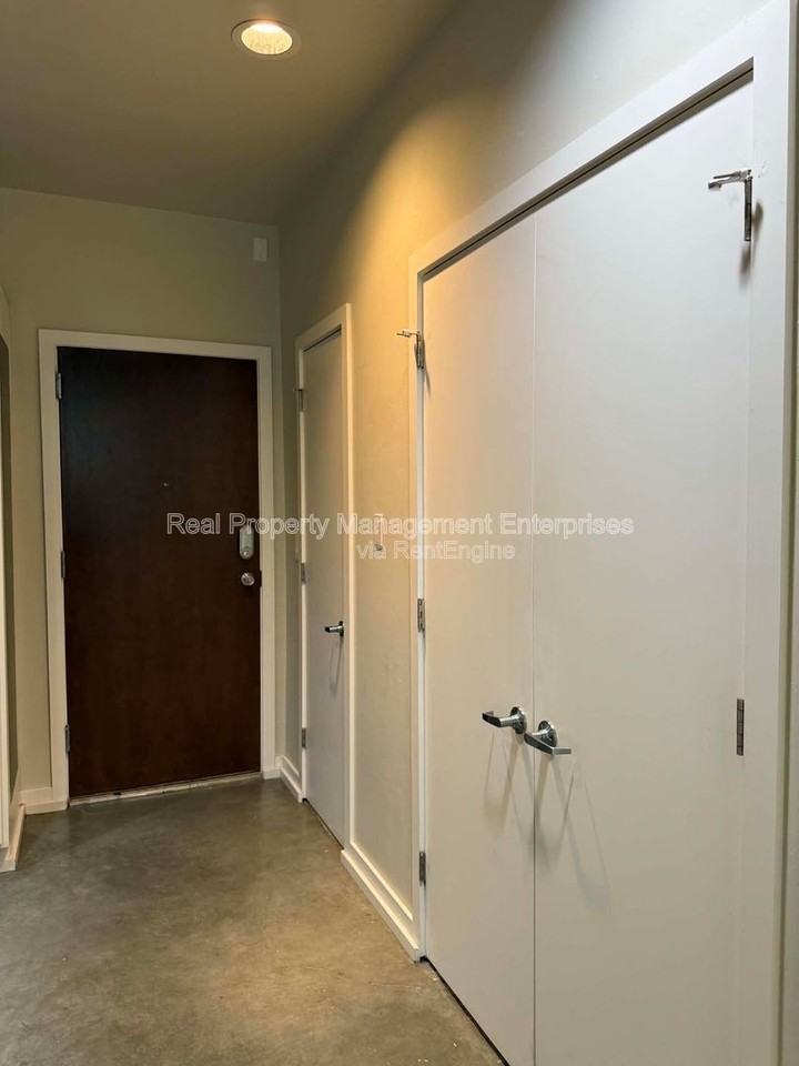 1 Ne 2nd St #304 - Photo 2 of 37